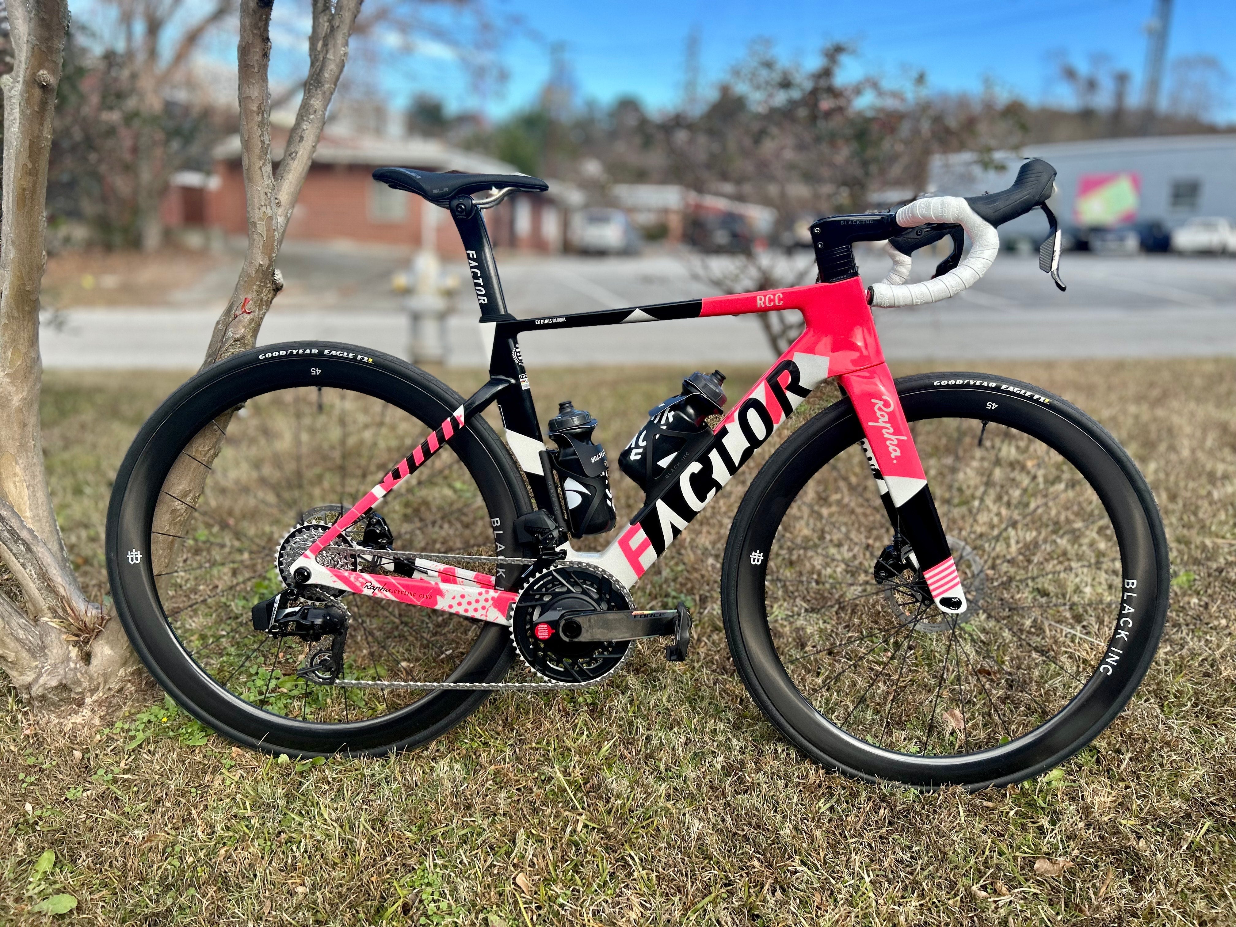 A Seriously Cool Collab: Rapha x Factor x David Carson – all3sports